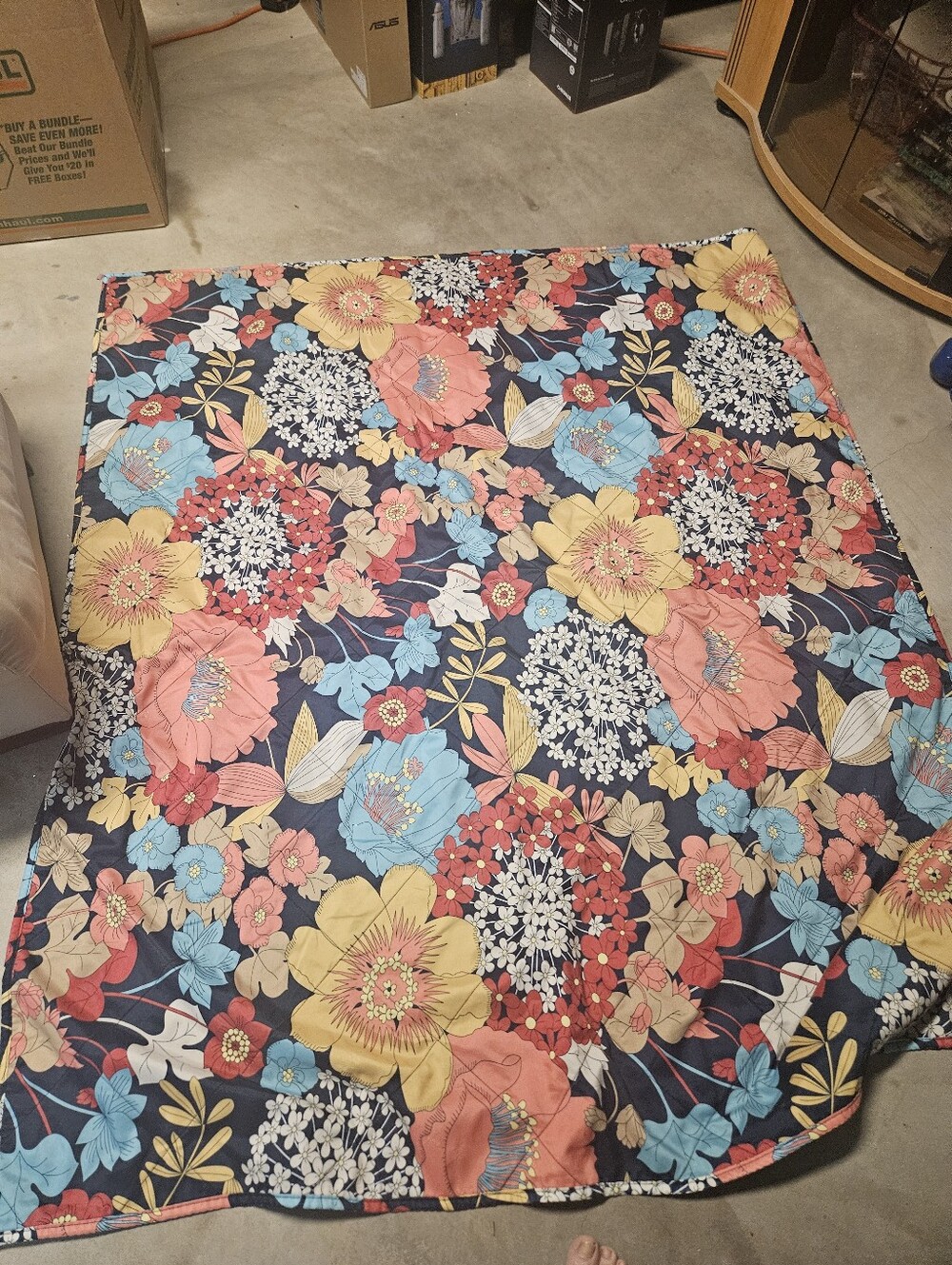 Vera Bradley Navy Floral Quilt with Coral, Yellow & Aqua Accents